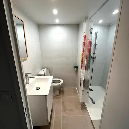 A Avec Acces Piscine *